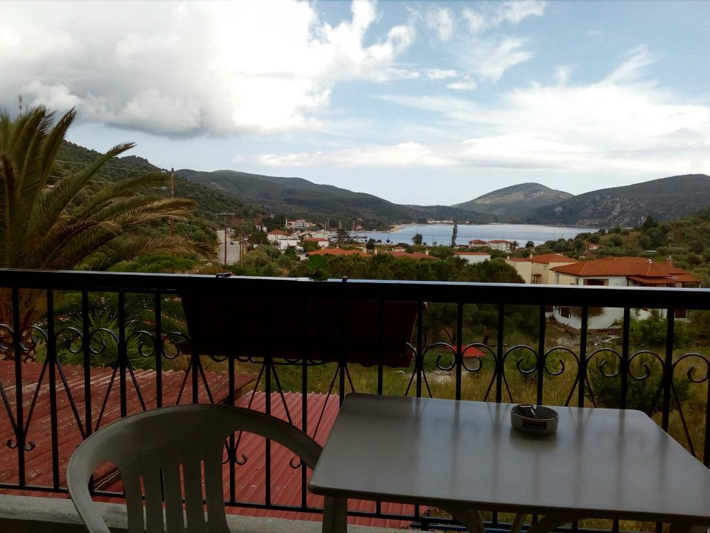 El Capitan Hotel Porto Koufo Ngoại thất bức ảnh